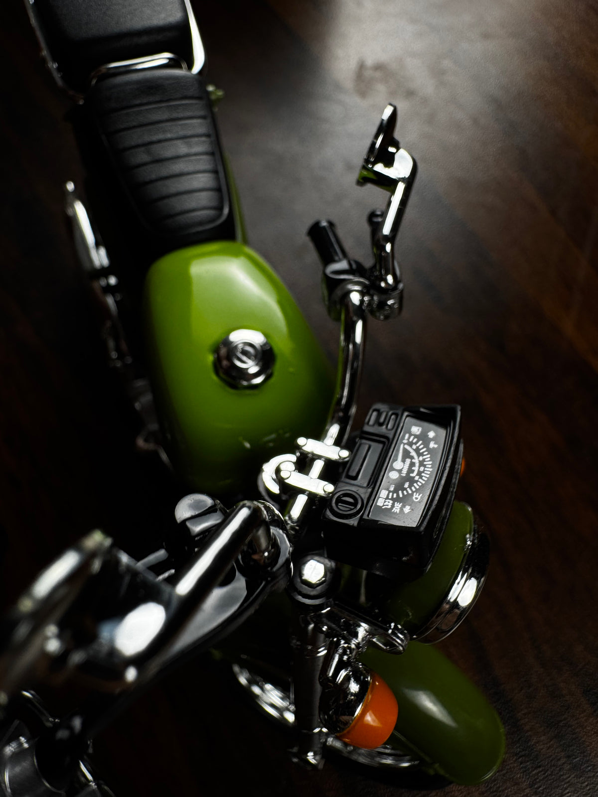 Honda 70 Bike Diecast Model Motorcycle (HL-M102A)