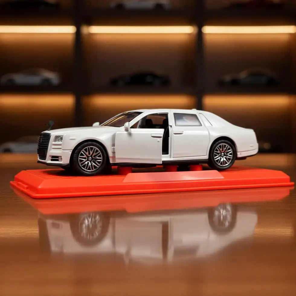 Rolls Royce Phantom 1:36 Premium Die-Cast Luxury Car Random Color