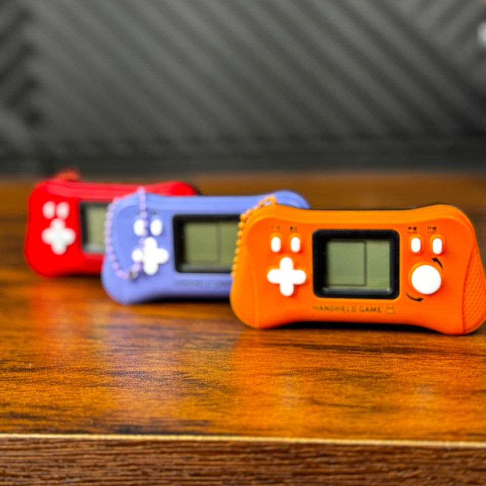 Portable Retro Tetris Console Brick Game for Kids (8800)