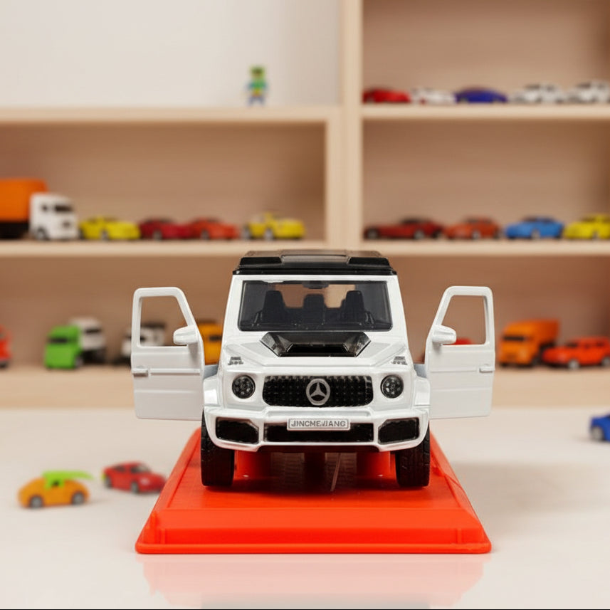 Mercedes AMG G63 1:36 Premium DieCast (Random Color | W36888)