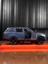 Range Rover Vogue 1:36 Premium Die-Cast (Random Color | W36888)
