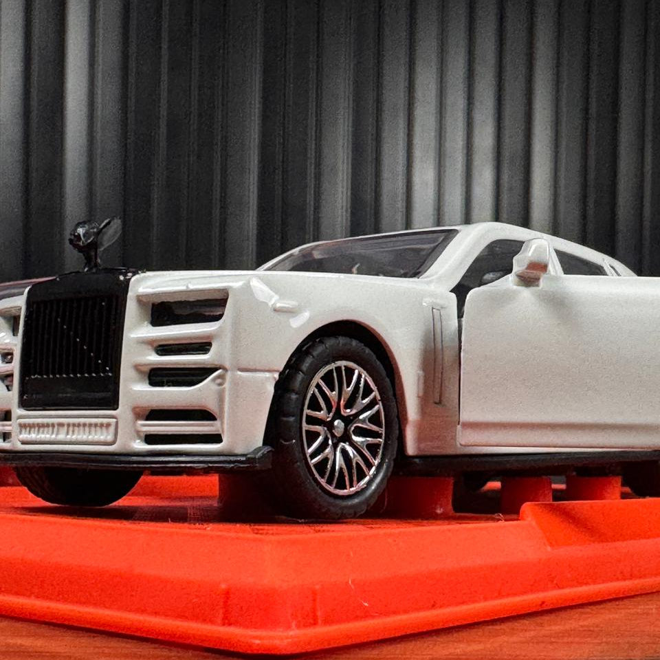 Rolls Royce Phantom 1:36 Premium Die-Cast (Random Color | W36888)