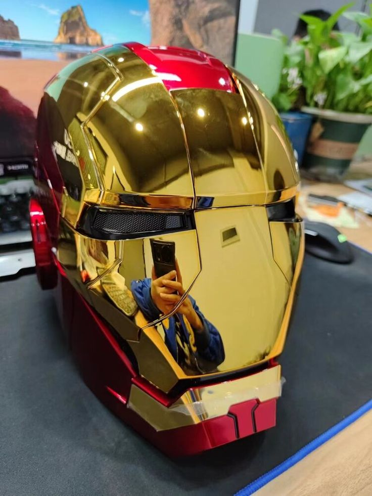 Electric Voice Controlled Iron Man Mask