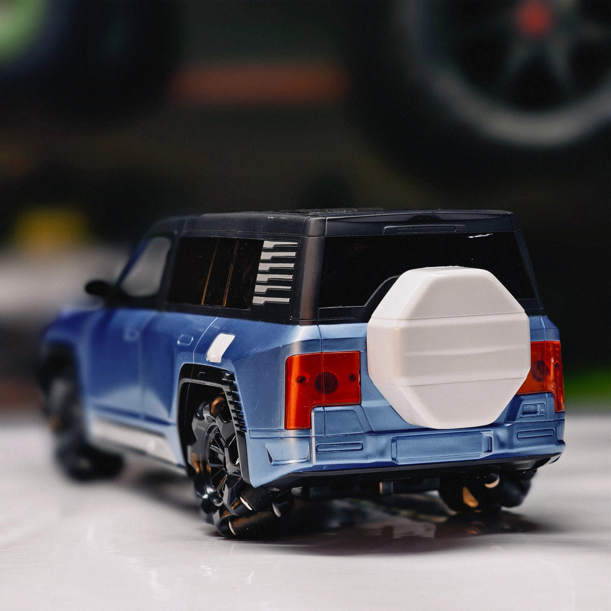 RC MOKA U8 EV SUV Electric Car 1:12 Scale